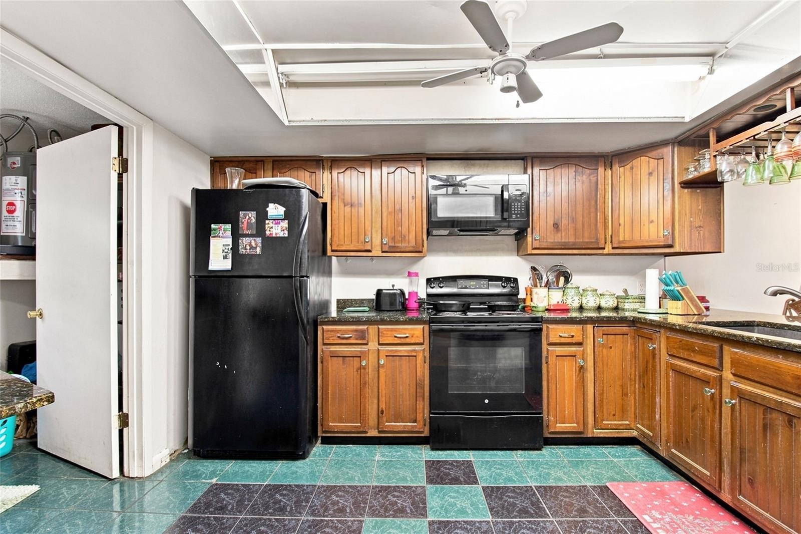 7104 KIRSCH CT #3 — photo 4