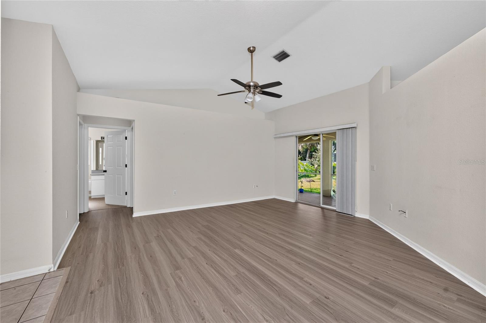 3871 COQUINA AVE — photo 7