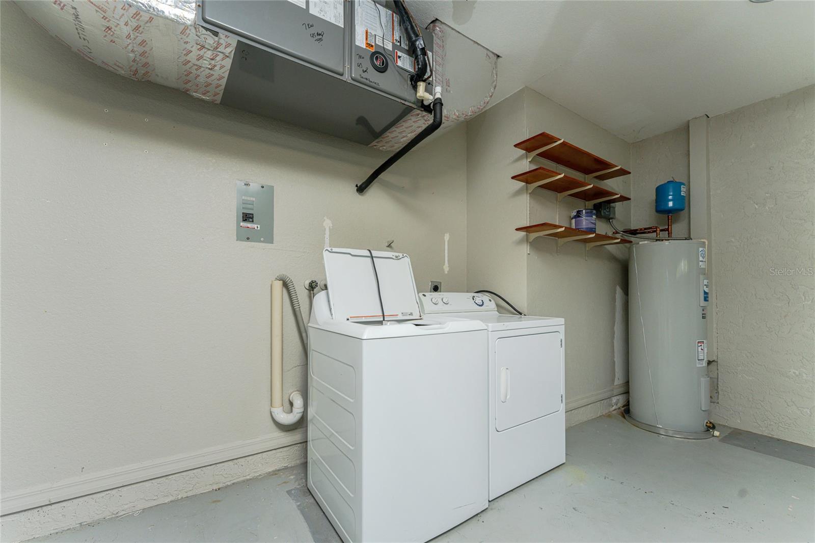 3871 COQUINA AVE — photo 46