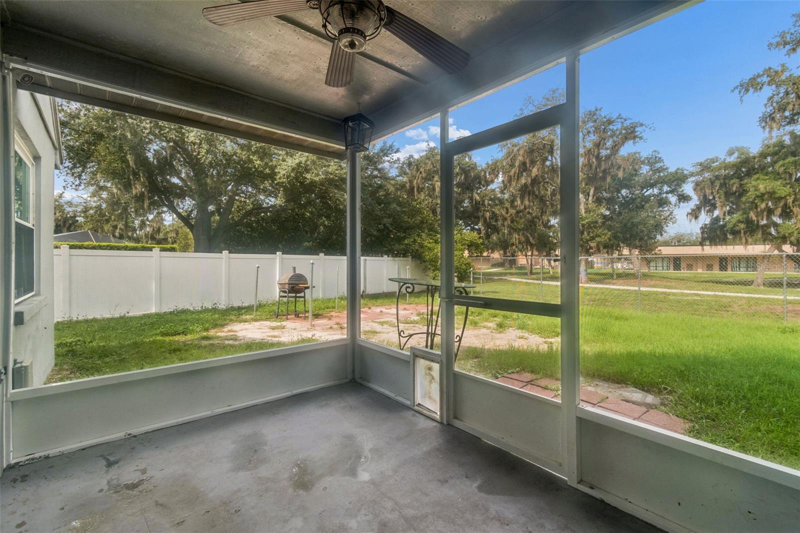 4133 BARRET AVE — photo 21
