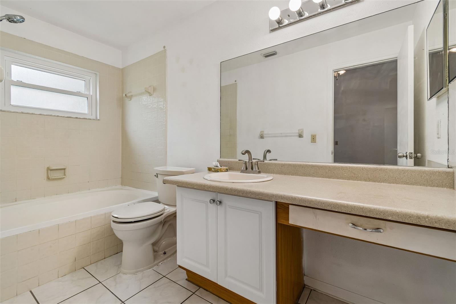 4133 BARRET AVE — photo 13