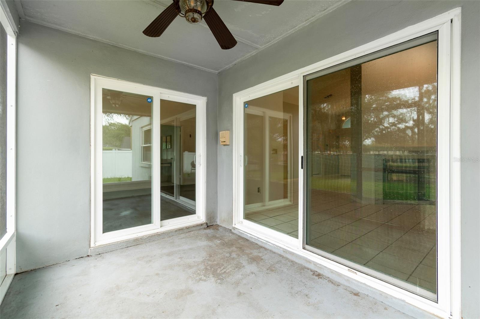 4133 BARRET AVE — photo 22
