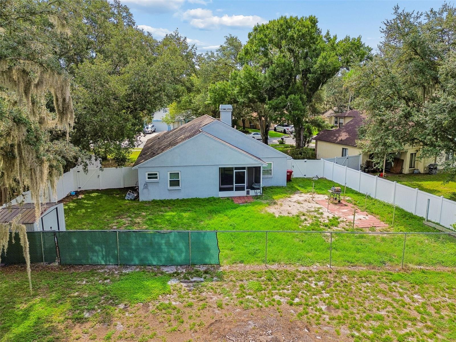 4133 BARRET AVE — photo 29