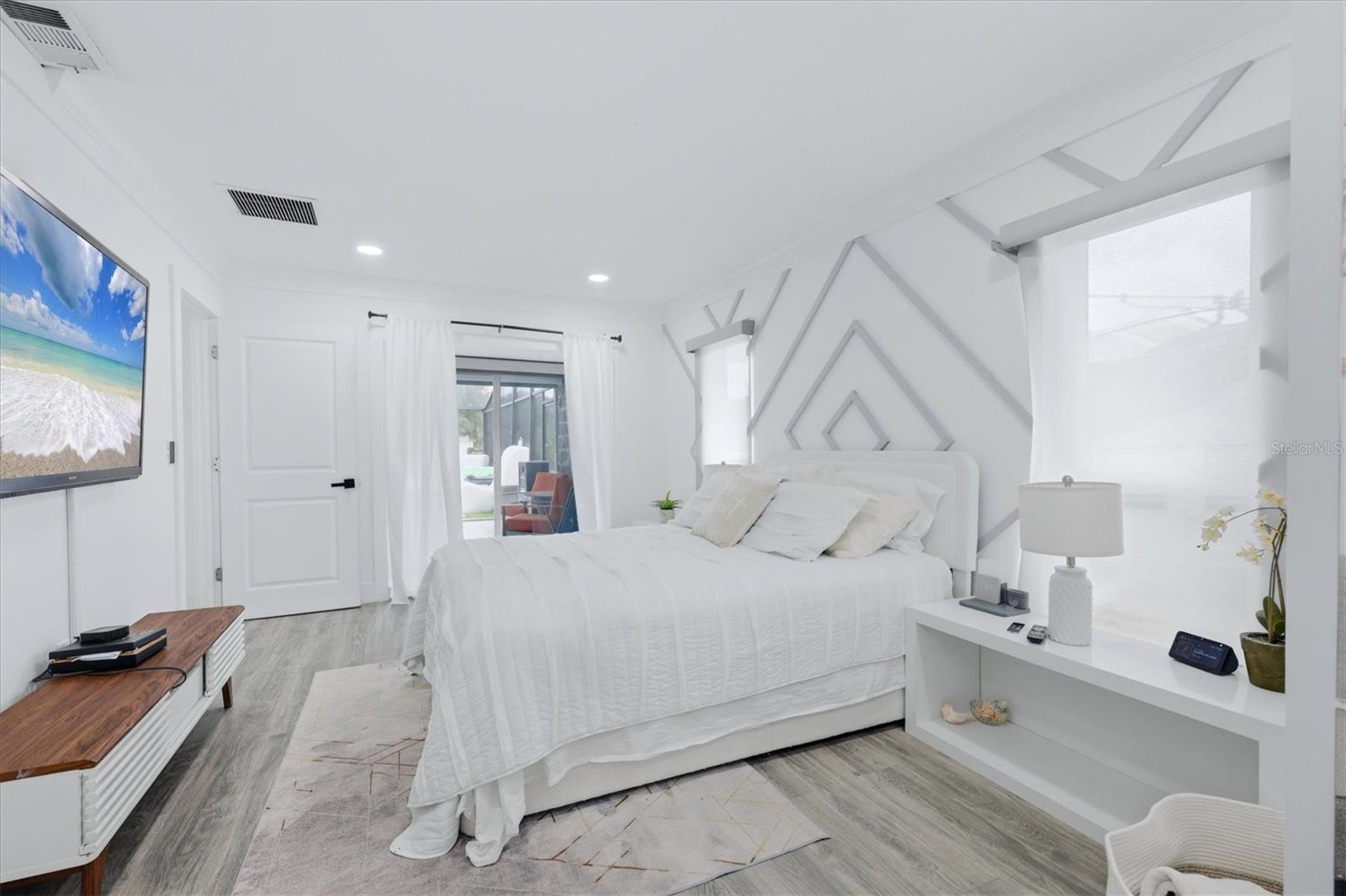 3615 EGERTON CIR — photo 16