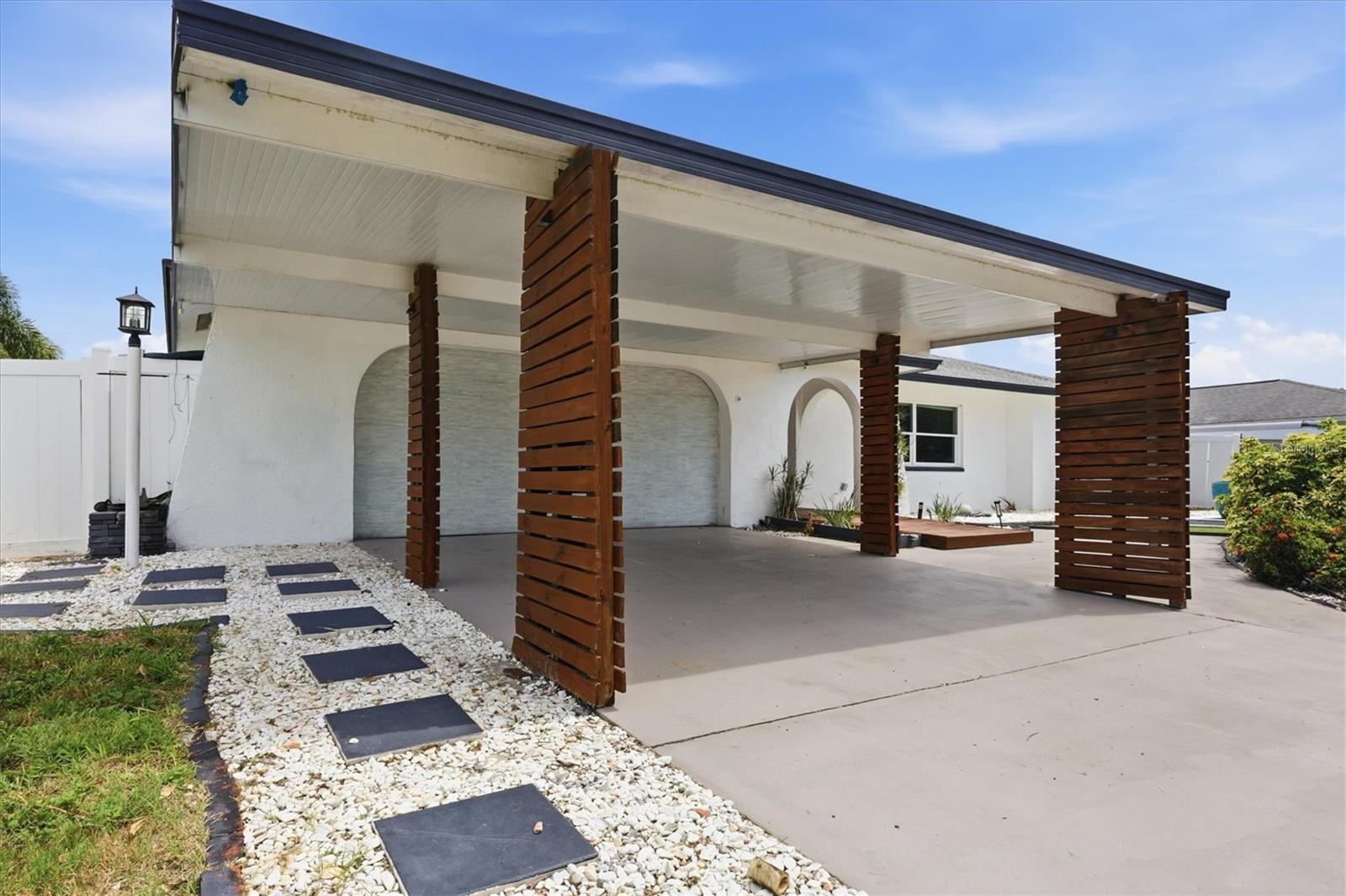 3615 EGERTON CIR — photo 4