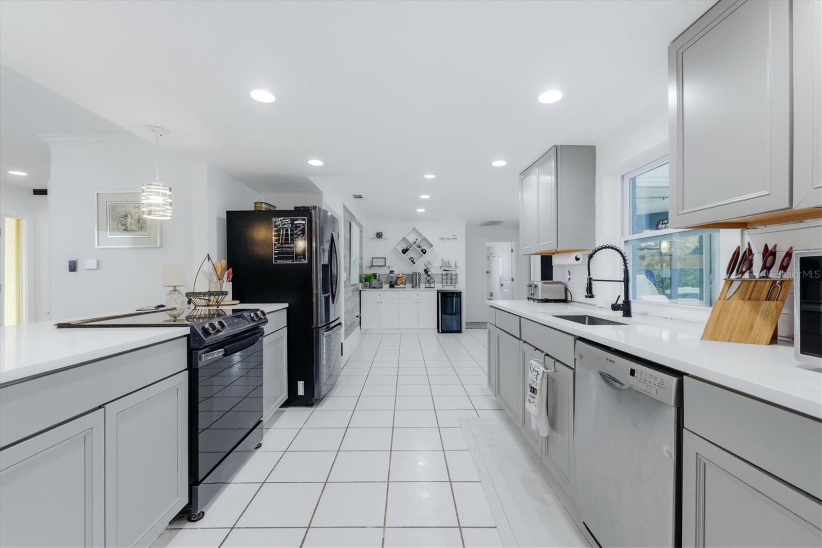 3615 EGERTON CIR — photo 10