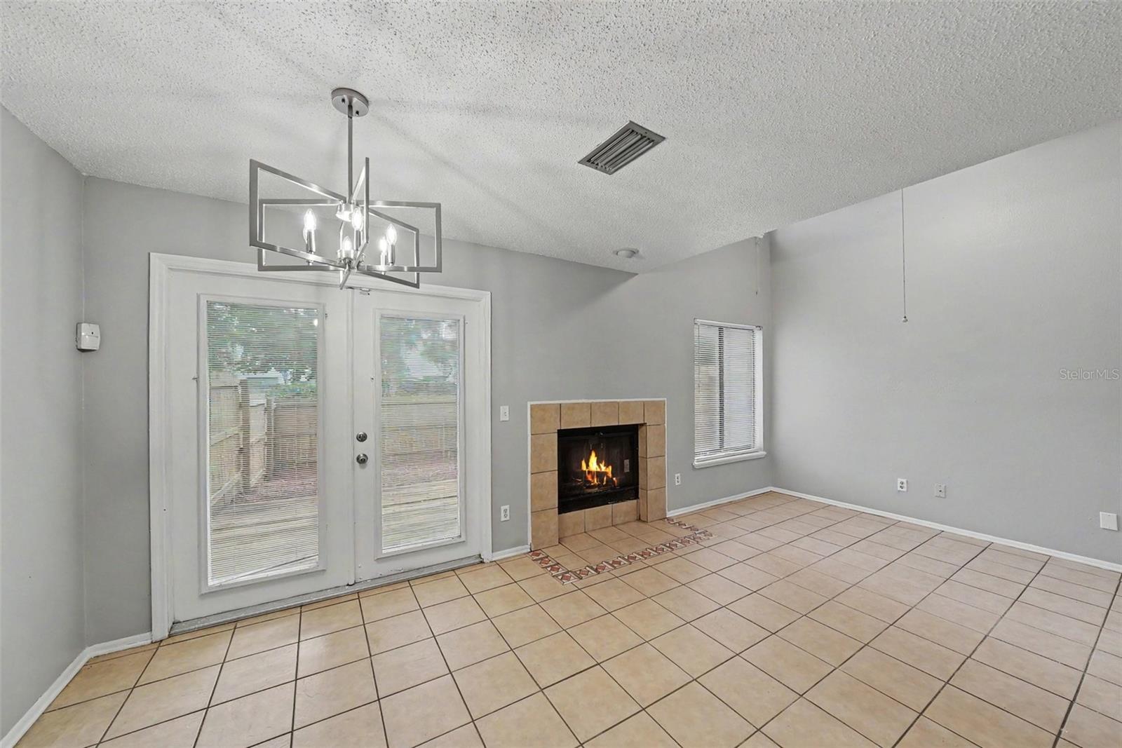 12409 TITUS CT — photo 4