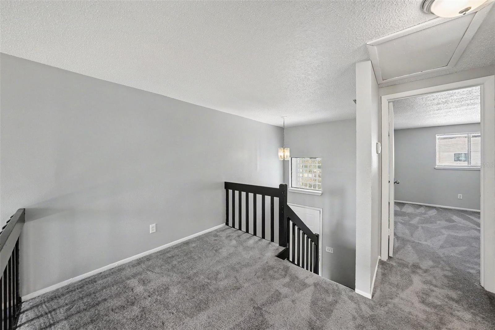 12409 TITUS CT — photo 12
