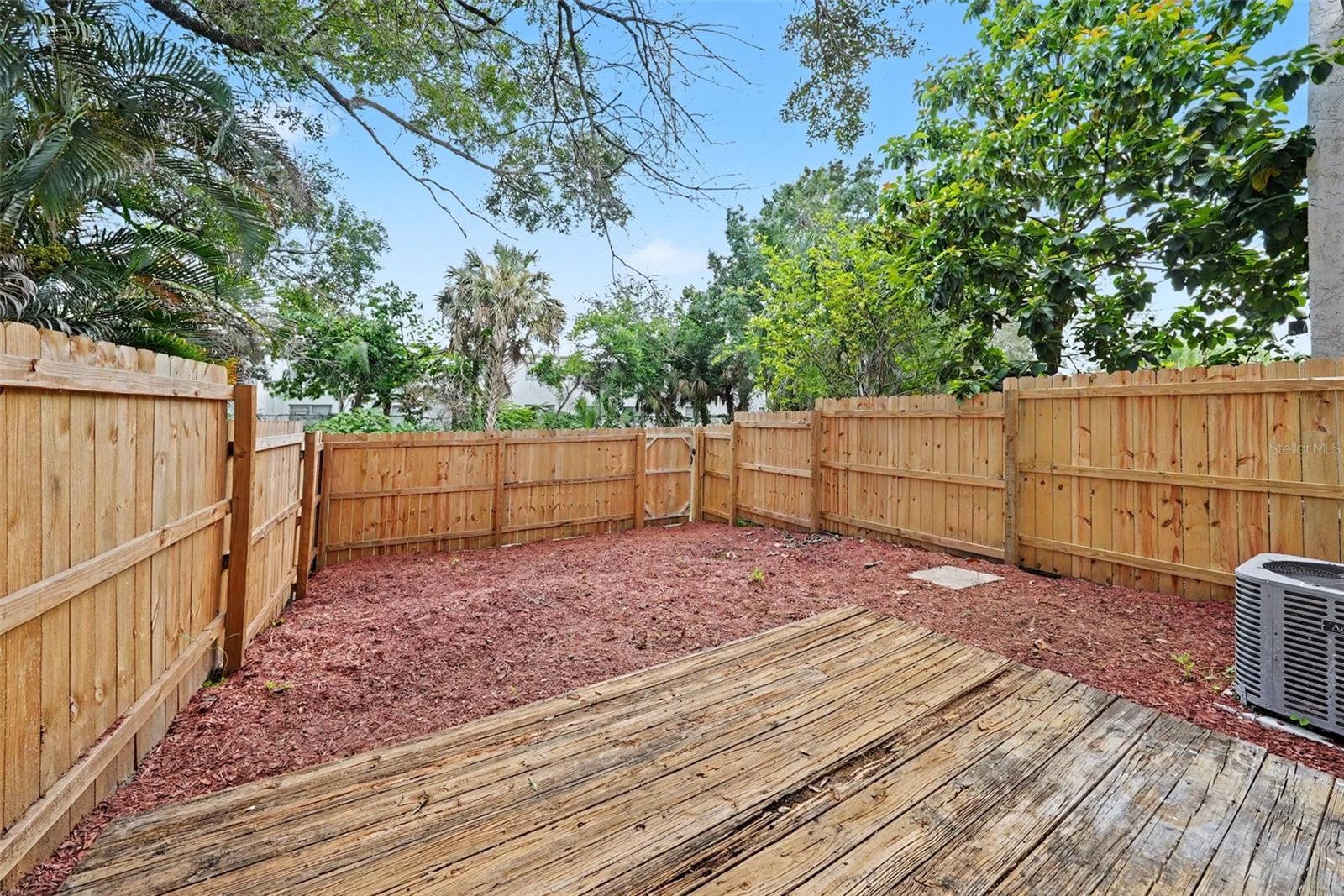 12409 TITUS CT — photo 23
