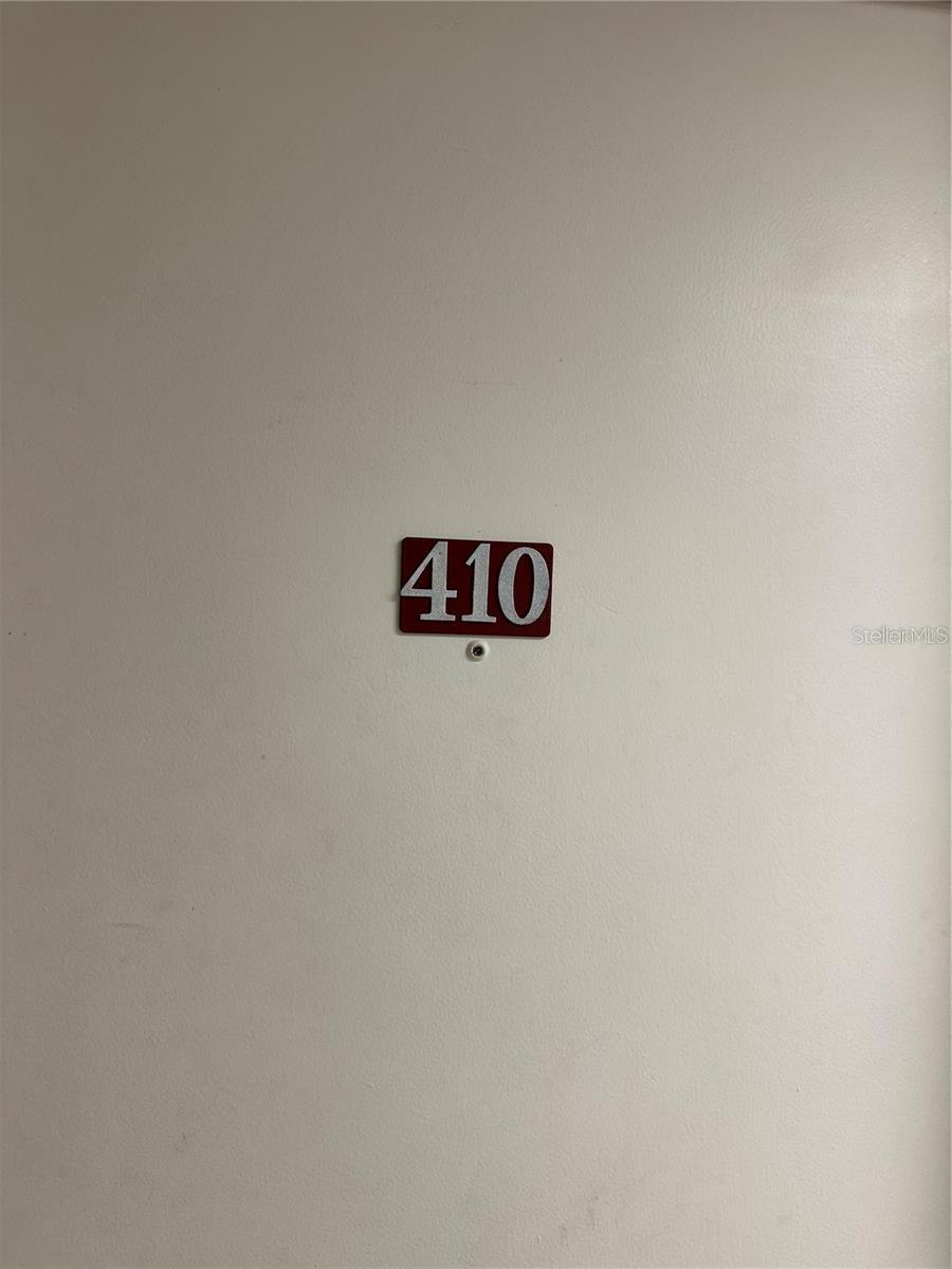 701 S MADISON AVE #410 — photo 4