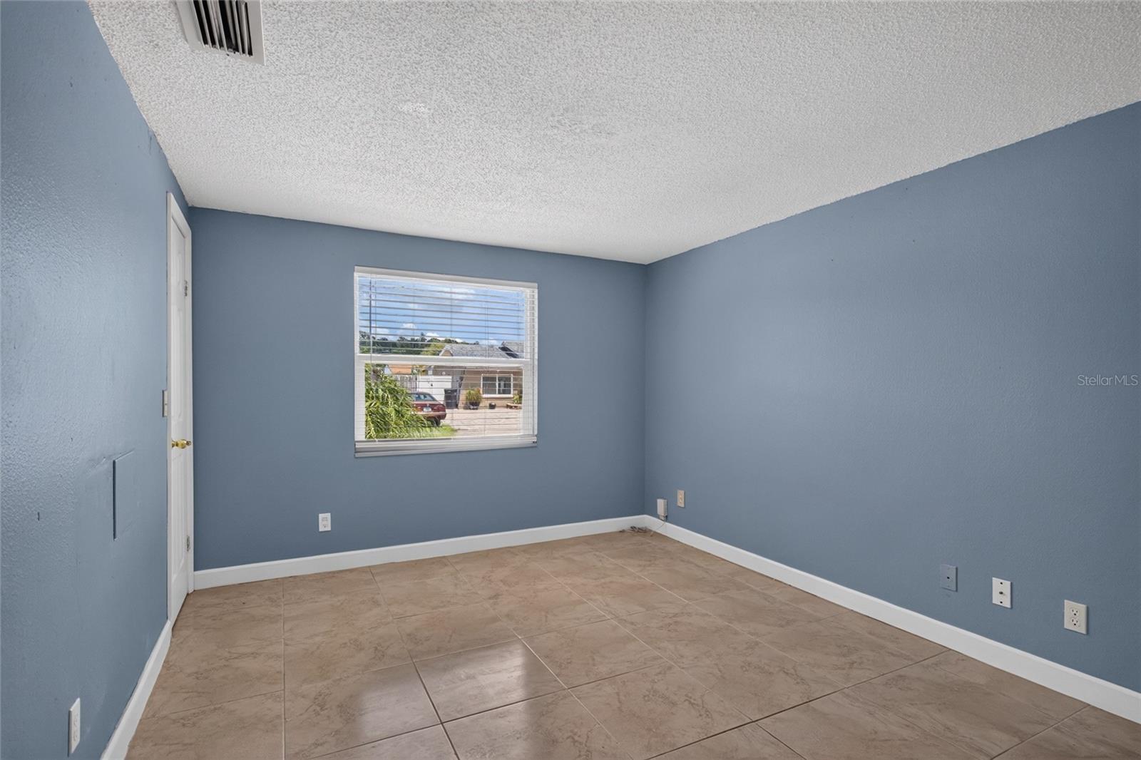 6711 GLEN FOREST CT — photo 15