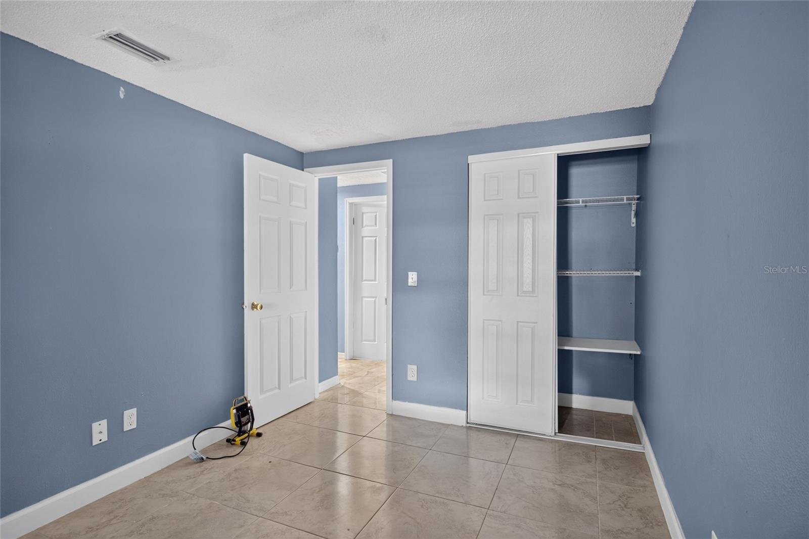 6711 GLEN FOREST CT — photo 17