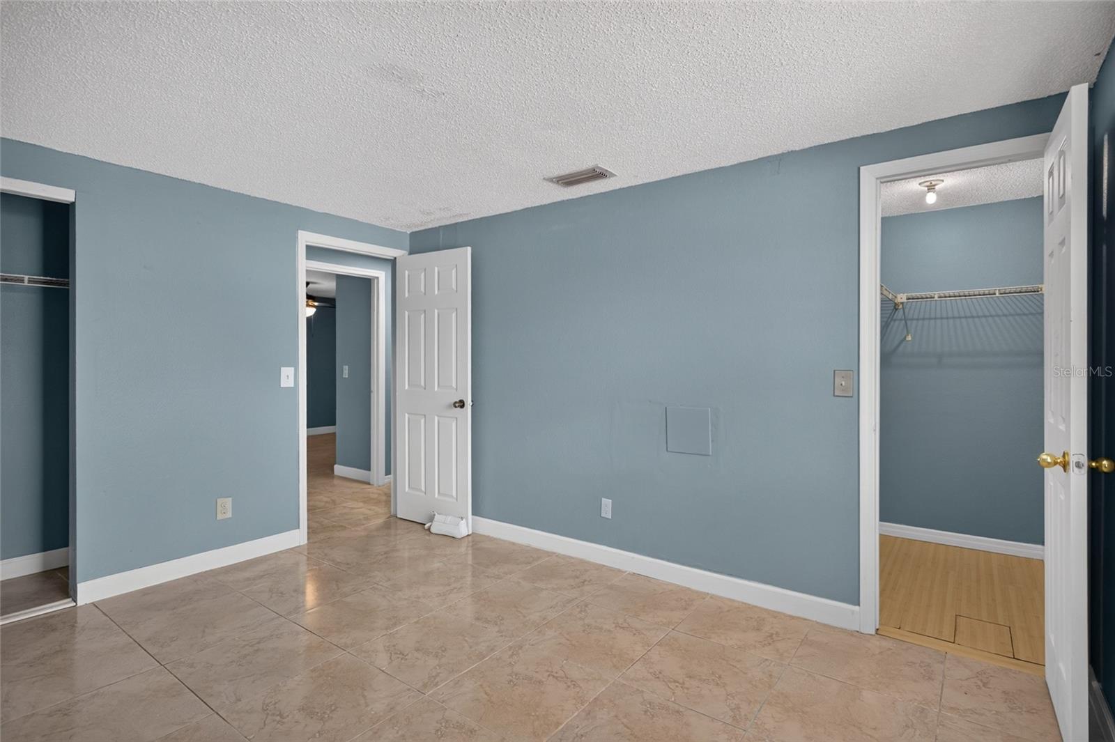 6711 GLEN FOREST CT — photo 13