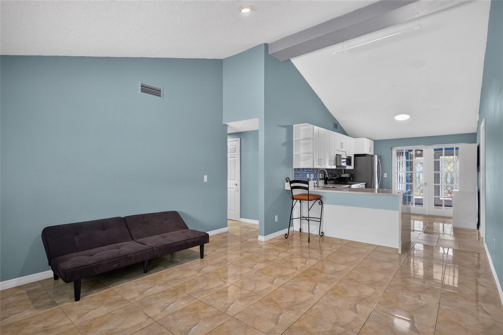 6711 GLEN FOREST CT — photo 9