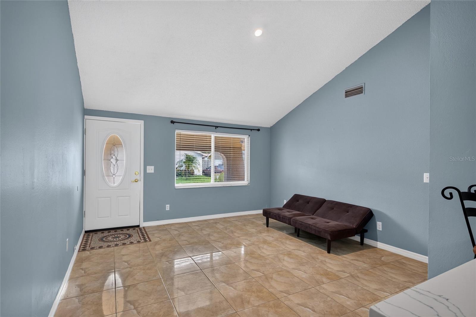 6711 GLEN FOREST CT — photo 11