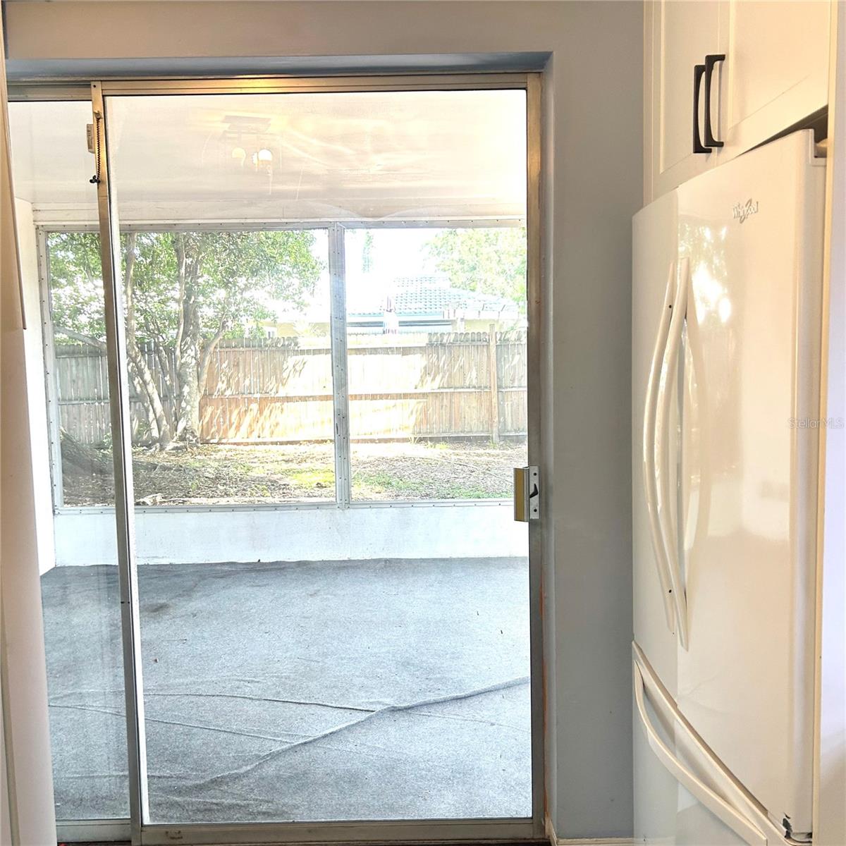 2152 GREENBRIAR BLVD — photo 38