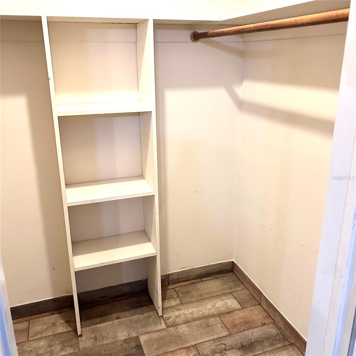 2152 GREENBRIAR BLVD — photo 19