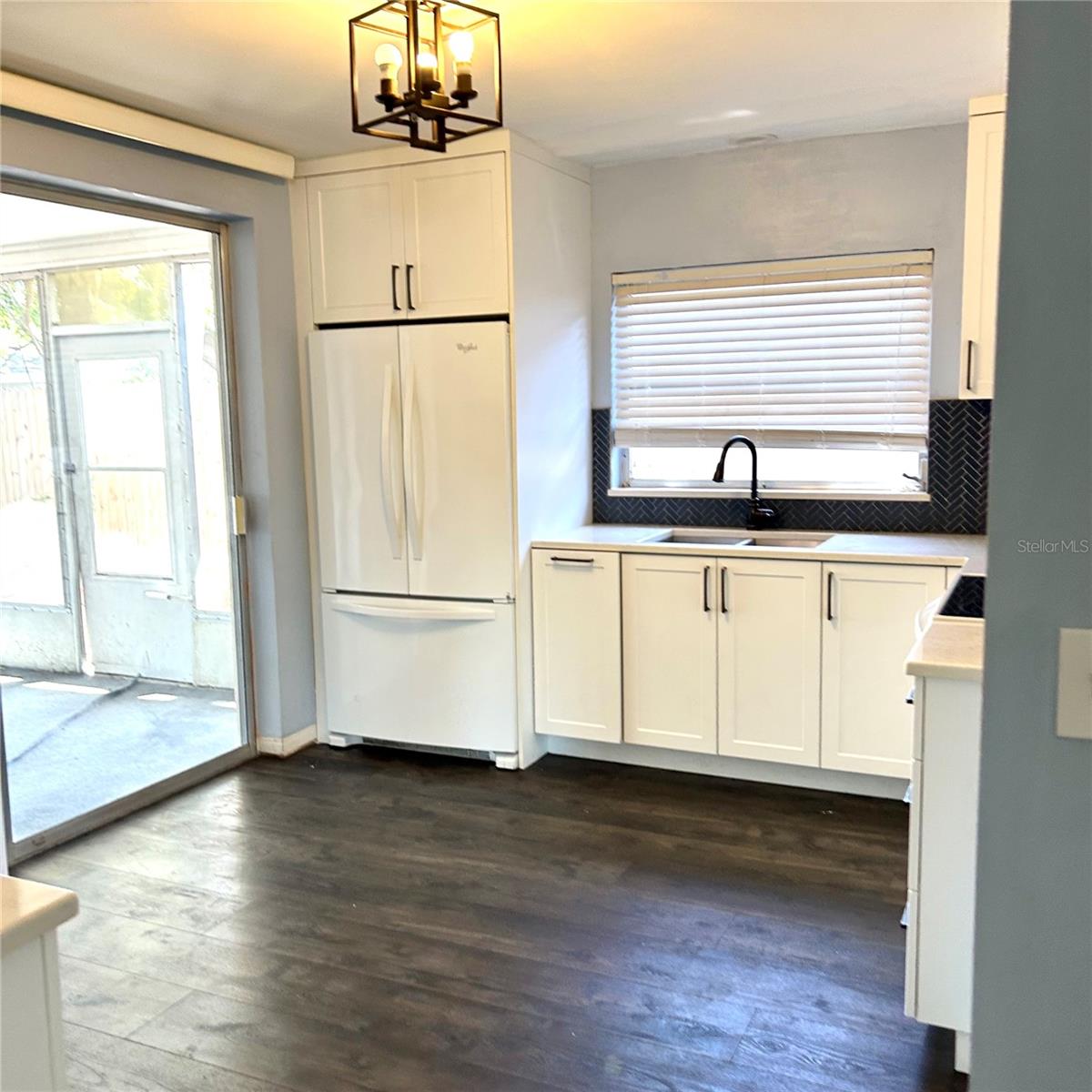 2152 GREENBRIAR BLVD — photo 7