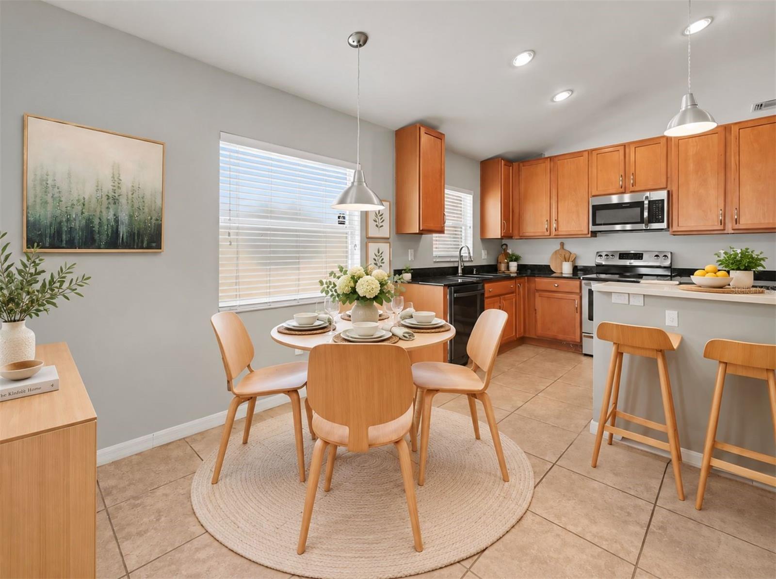 3247 DUNSTABLE DR — photo 5