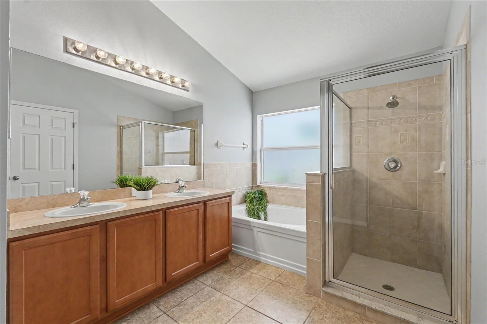 3247 DUNSTABLE DR — photo 9