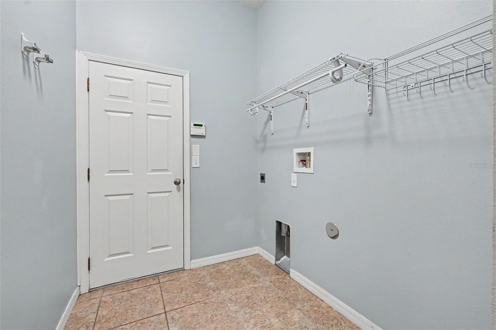 3247 DUNSTABLE DR — photo 18