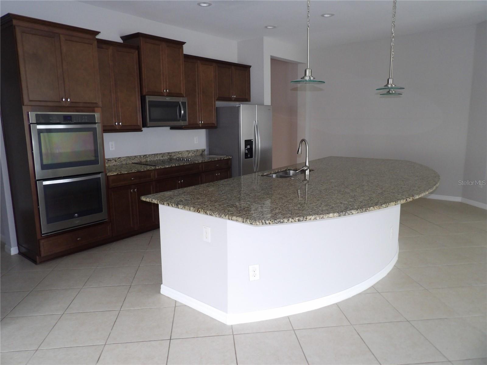 11940 SUNBURST MARBLE RD — photo 12