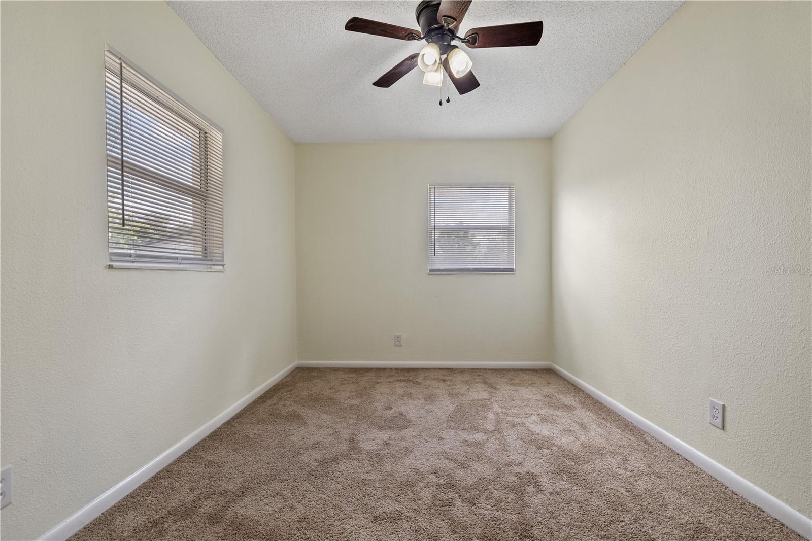 5225 PEACH AVE — photo 15