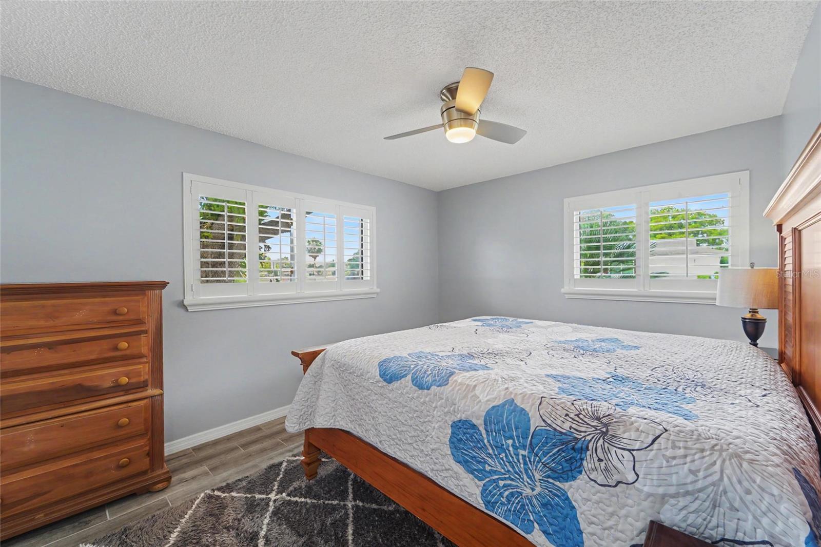 1496 QUEEN ANNE DR — photo 17