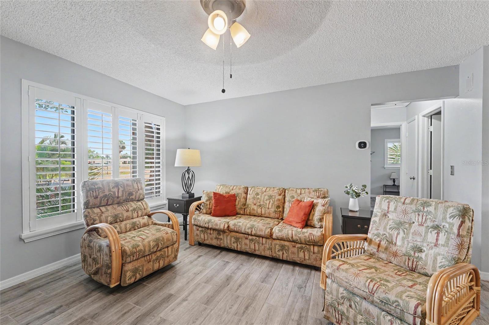 1496 QUEEN ANNE DR — photo 10