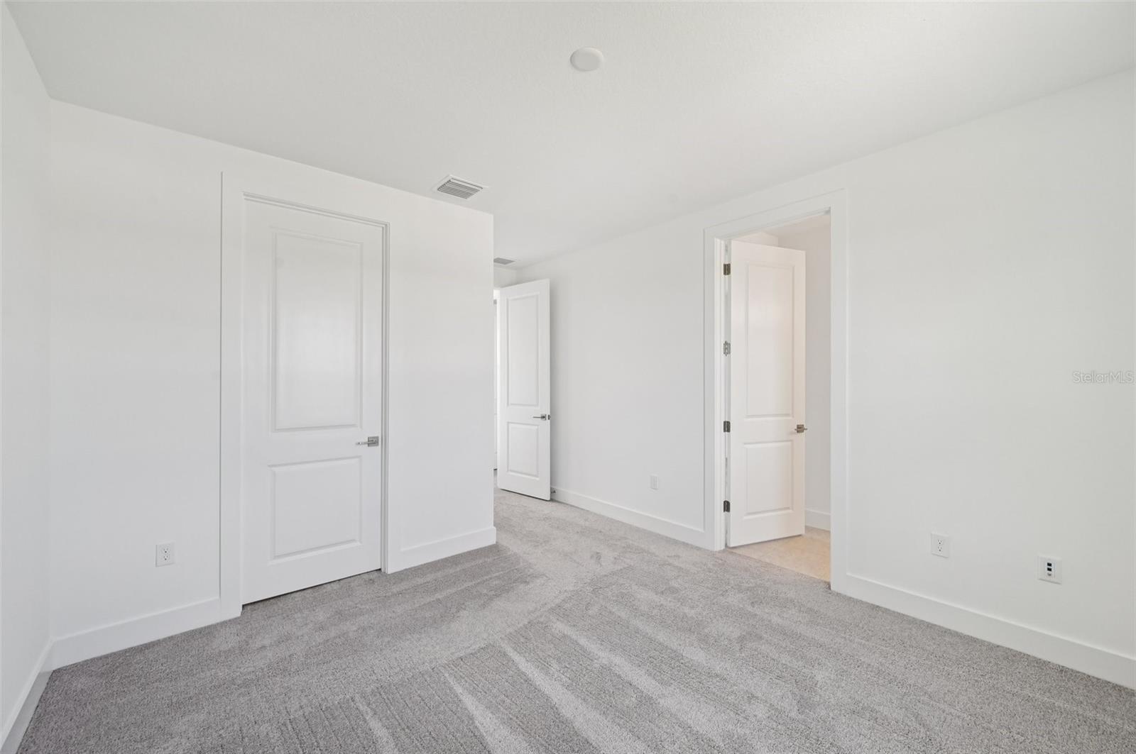 8230 GOLDEN BEACH CT — photo 31