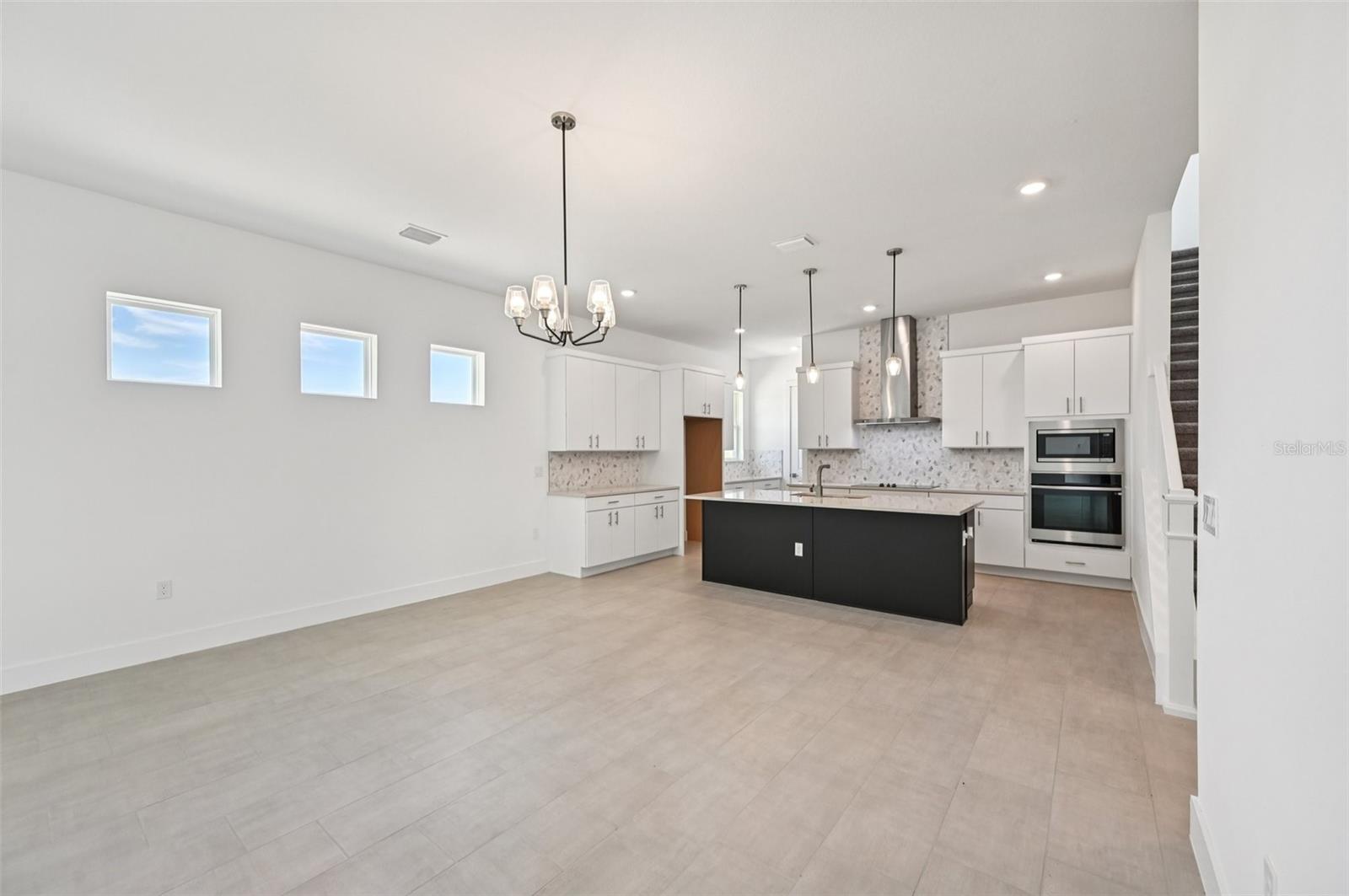 8230 GOLDEN BEACH CT — photo 8