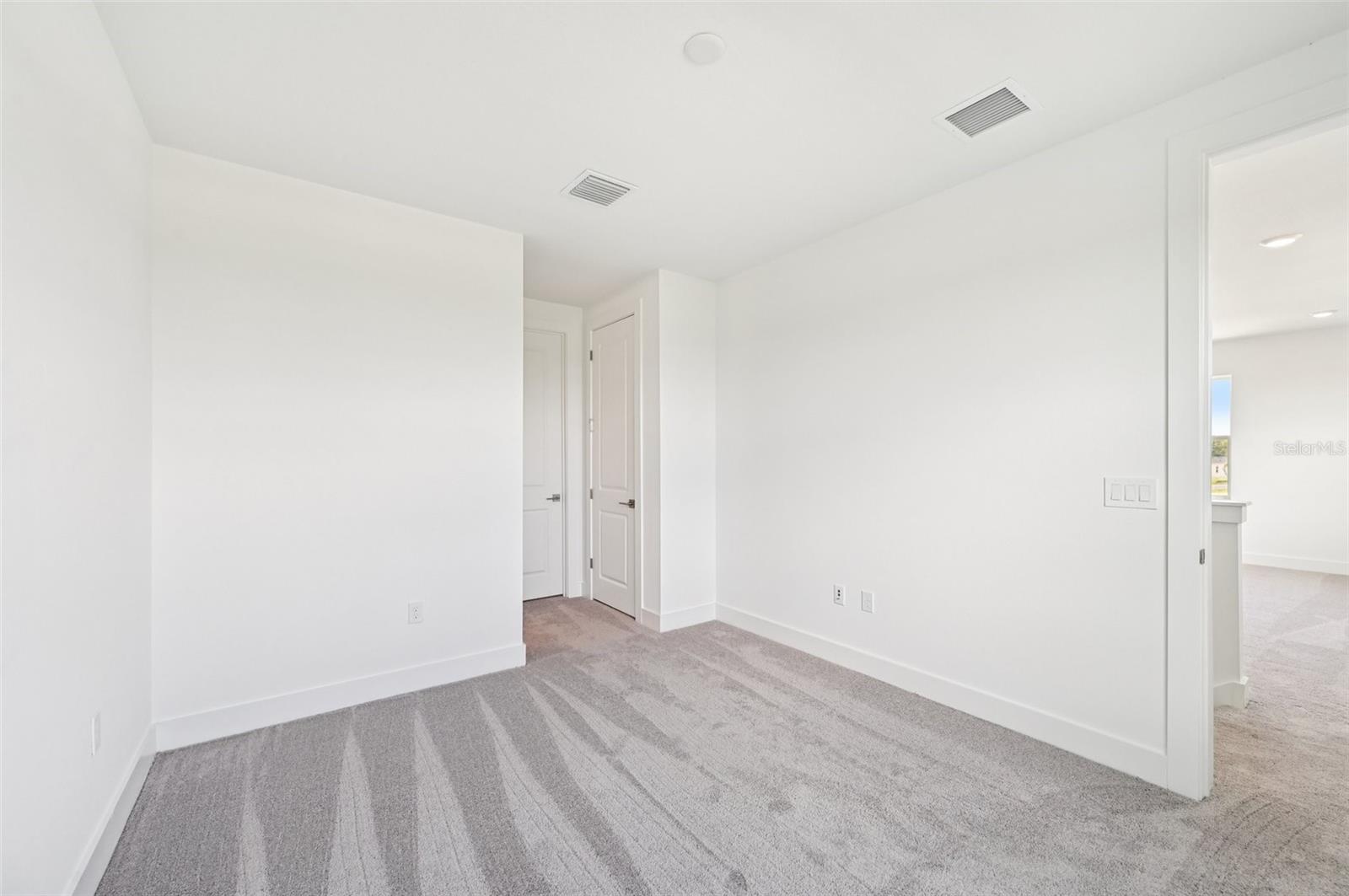 8230 GOLDEN BEACH CT — photo 23