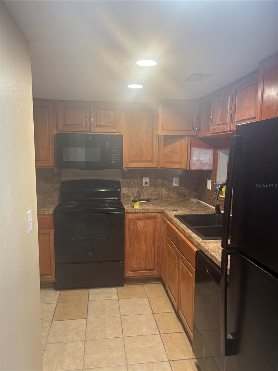 1320 MOUNTAINVIEW #1320 — photo 4