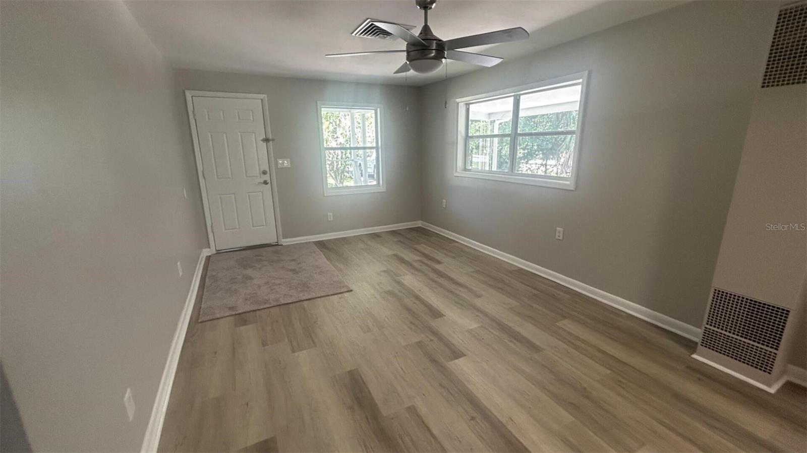 4316 CLEWIS AVE — photo 8