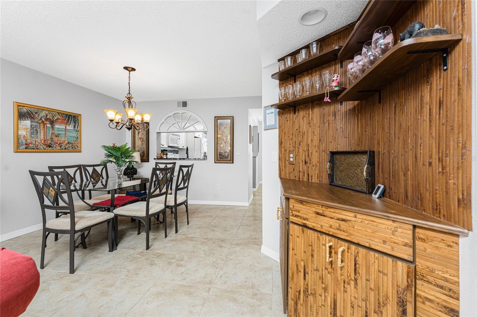 511 PINE HOLLOW CIR #511 — photo 18
