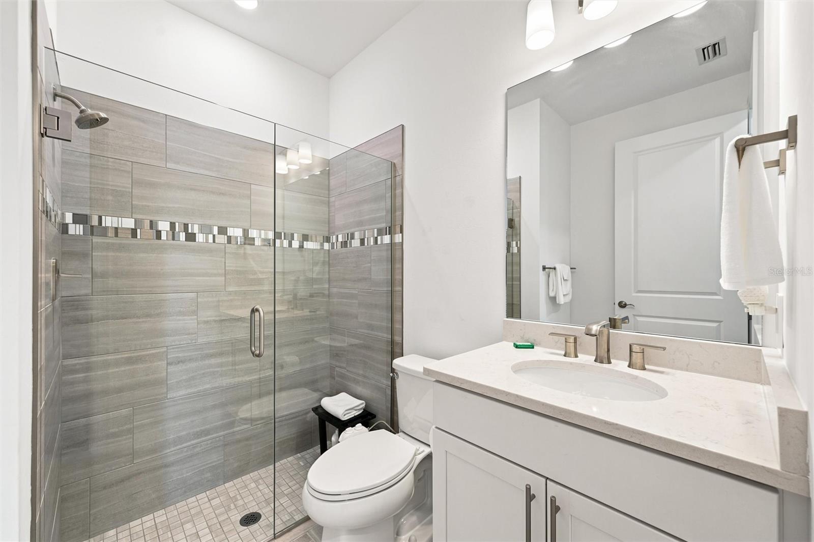 6713 ALSTEAD CIR — photo 43