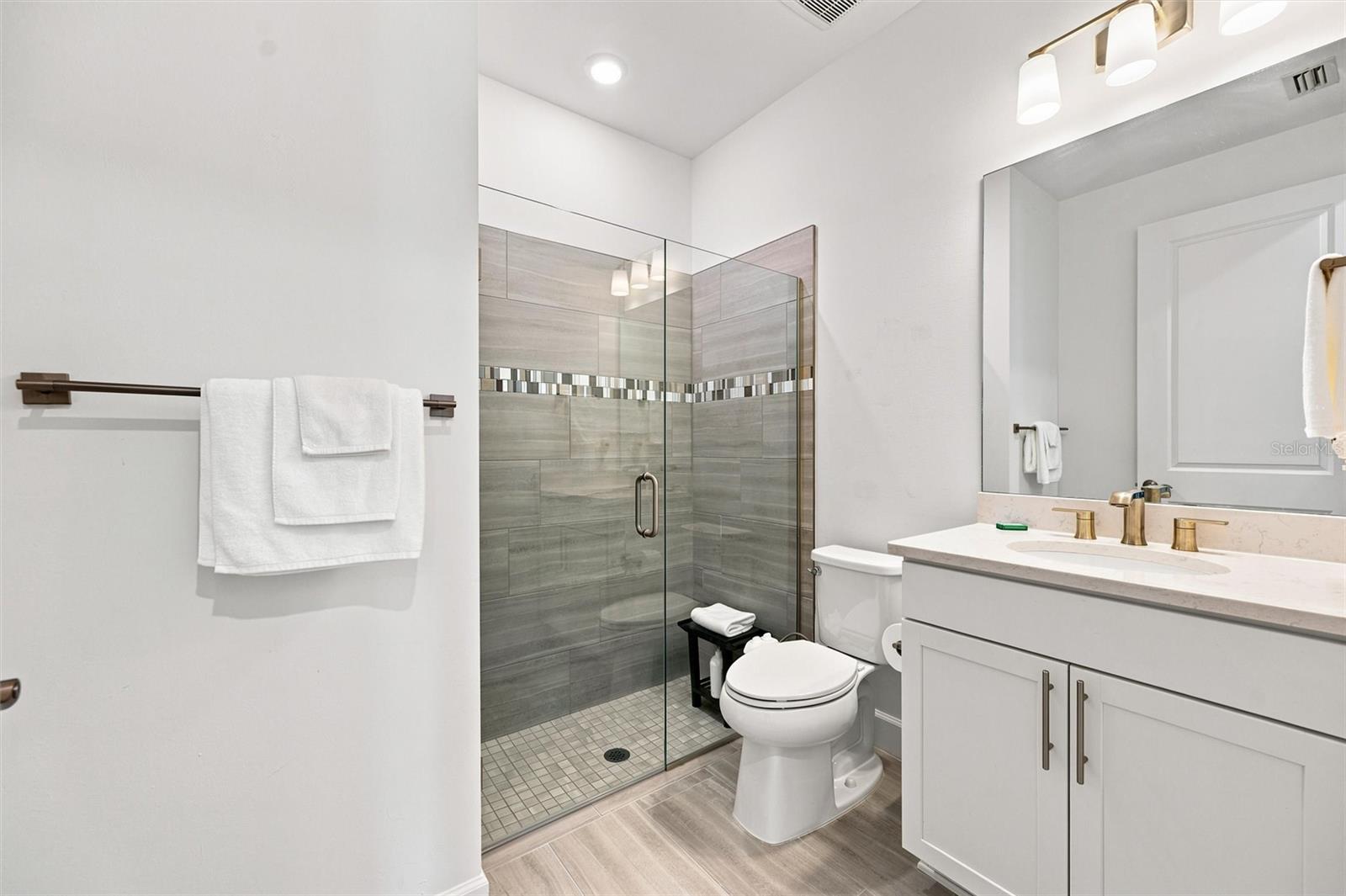 6713 ALSTEAD CIR — photo 42