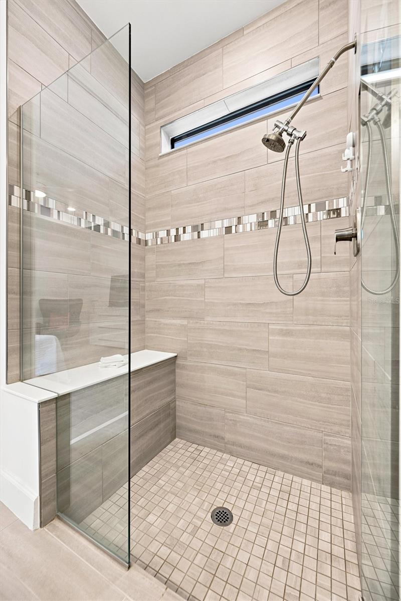 6713 ALSTEAD CIR — photo 39