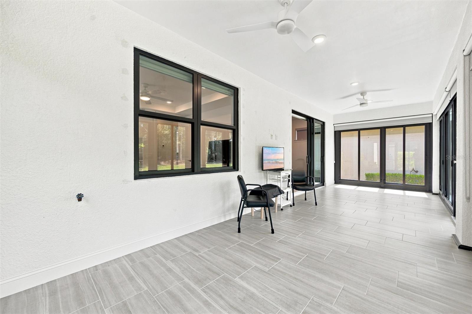 6713 ALSTEAD CIR — photo 31