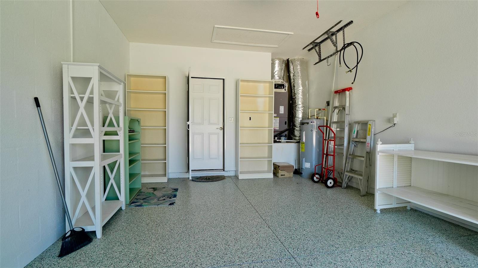 209 28TH ST W — photo 30