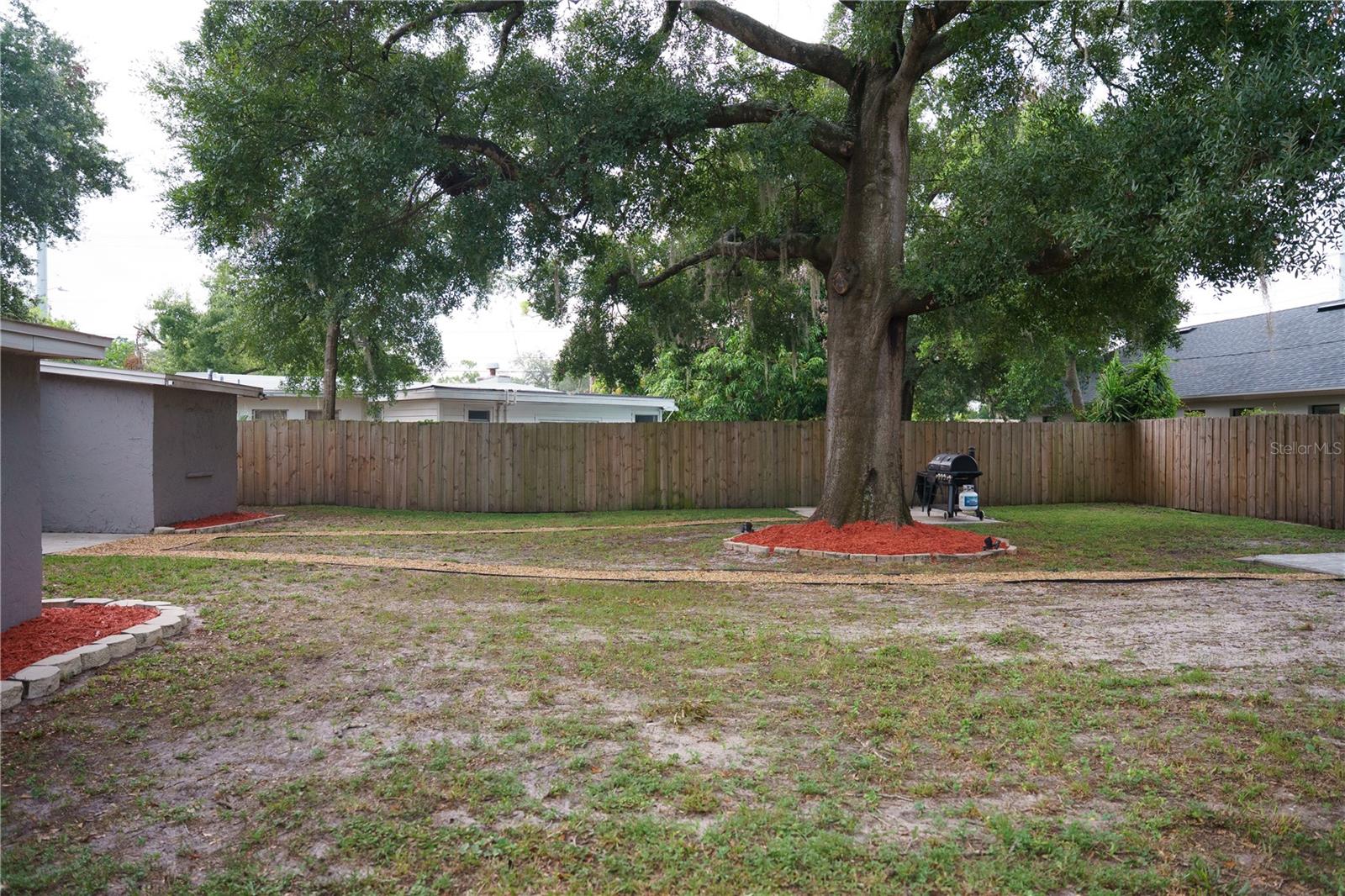 10906 N LANTANA AVE — photo 35