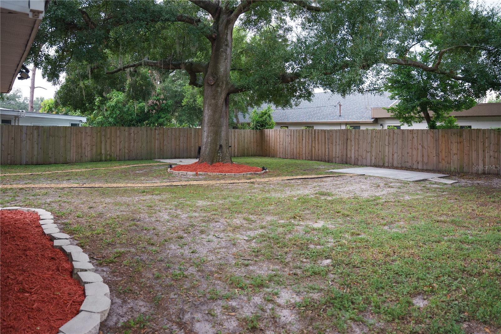 10906 N LANTANA AVE — photo 36