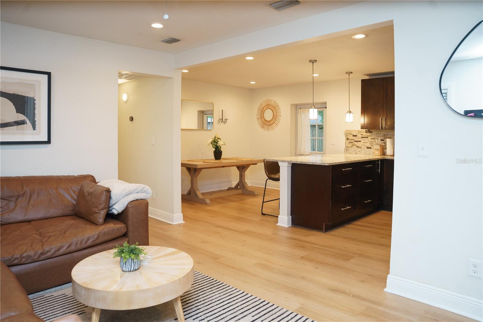 10906 N LANTANA AVE — photo 14