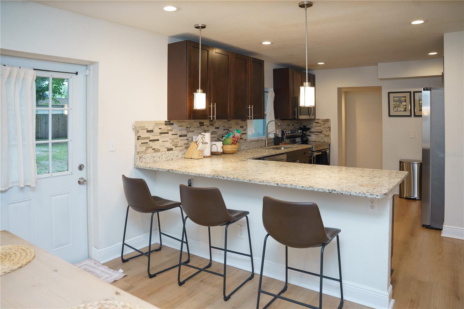 10906 N LANTANA AVE — photo 21