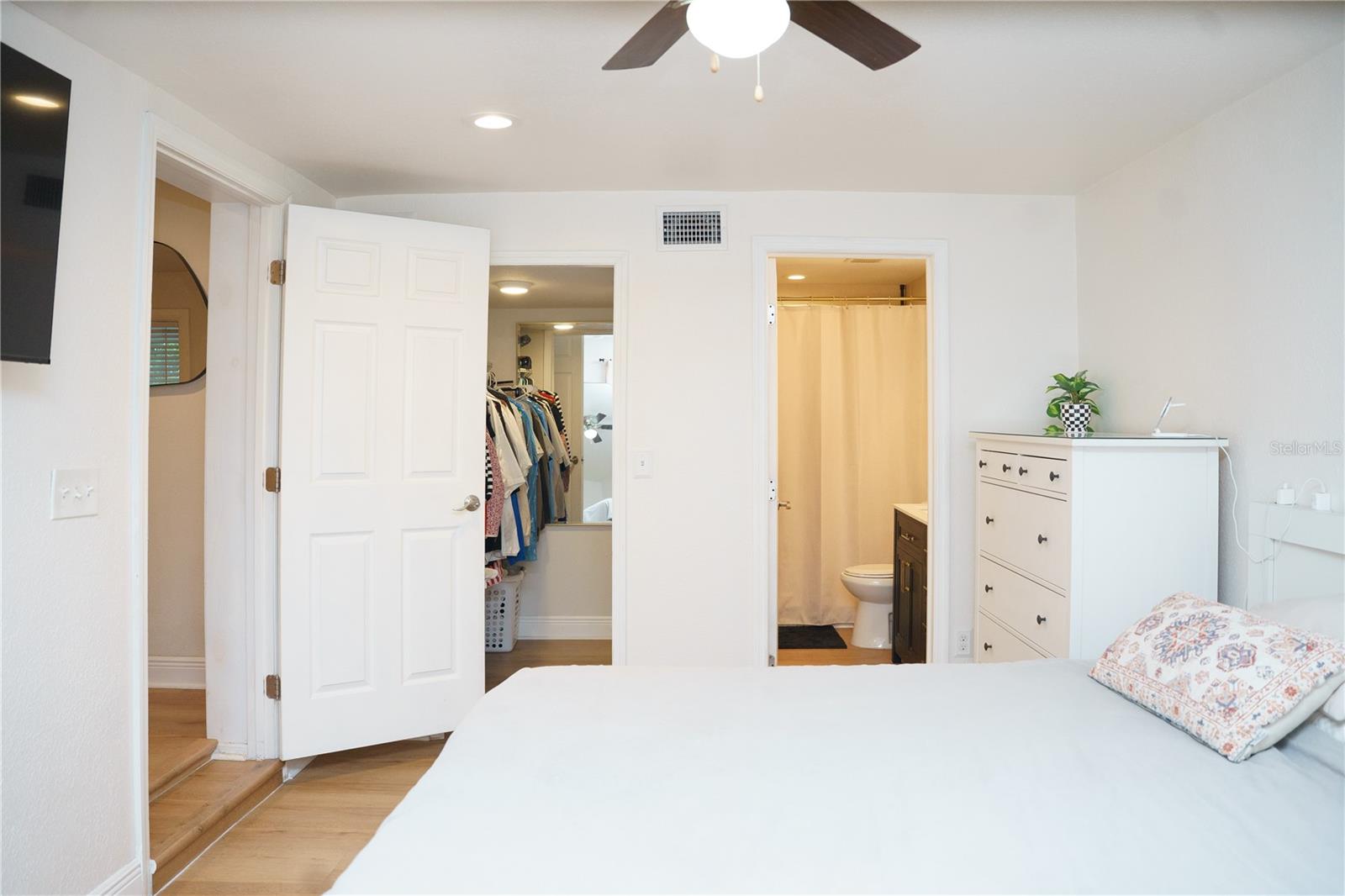 10906 N LANTANA AVE — photo 11