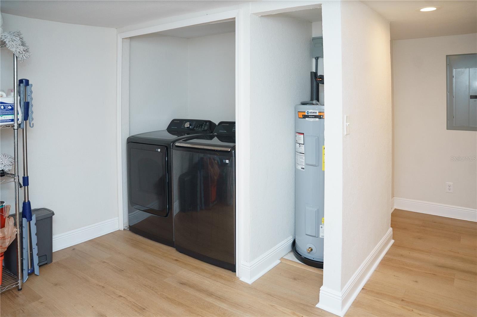10906 N LANTANA AVE — photo 28