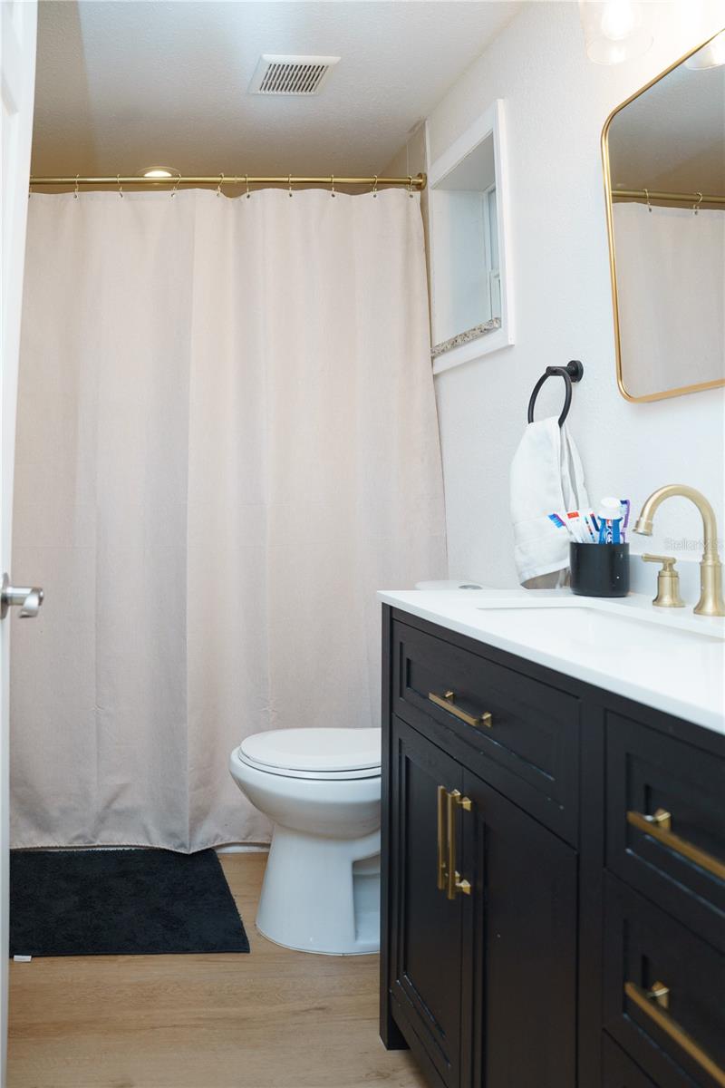 10906 N LANTANA AVE — photo 12