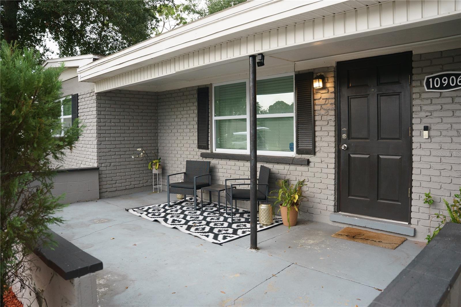 10906 N LANTANA AVE — photo 4