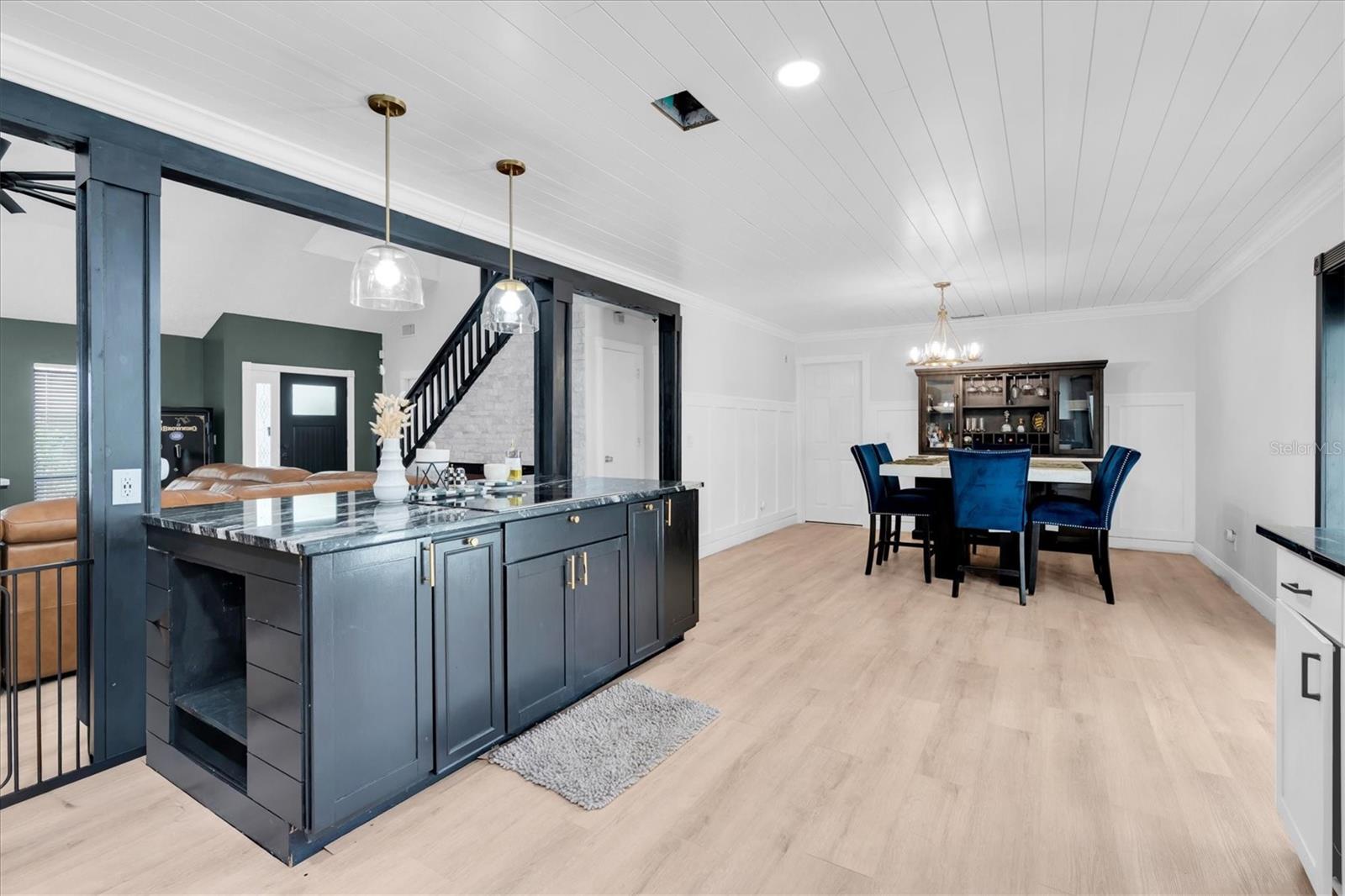 1901 LANDSIDE DR — photo 19
