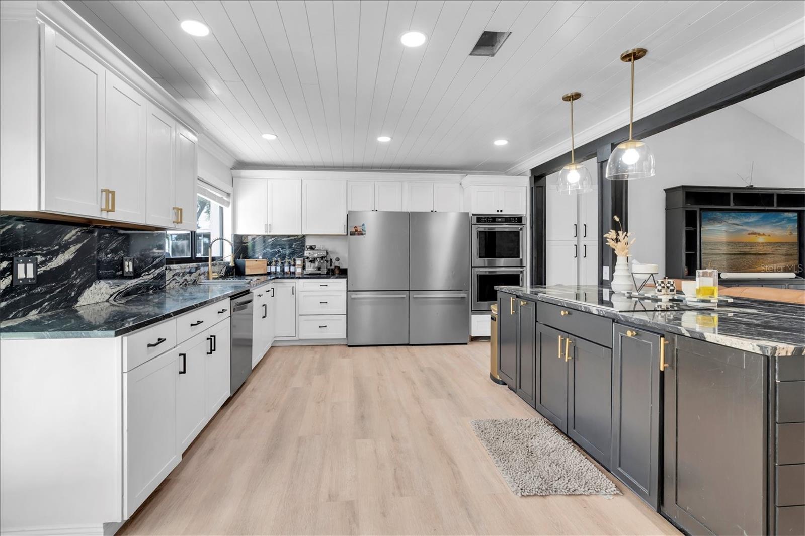 1901 LANDSIDE DR — photo 13